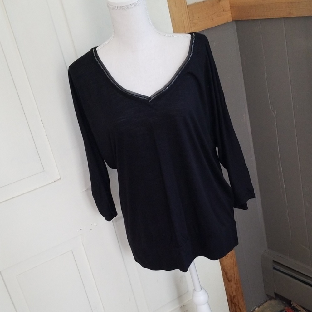 Basic v front and back slub top!